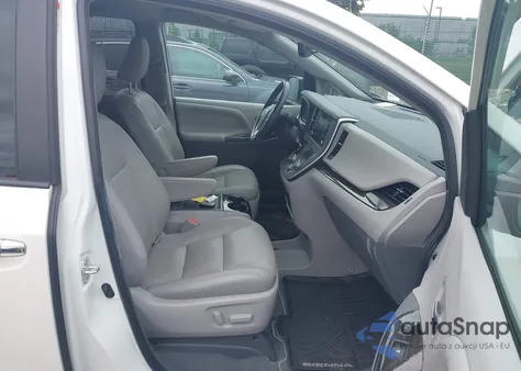 2020 Toyota Sienna Xle from USA, damaged, VIN 5TDYZ3DC6LS041698